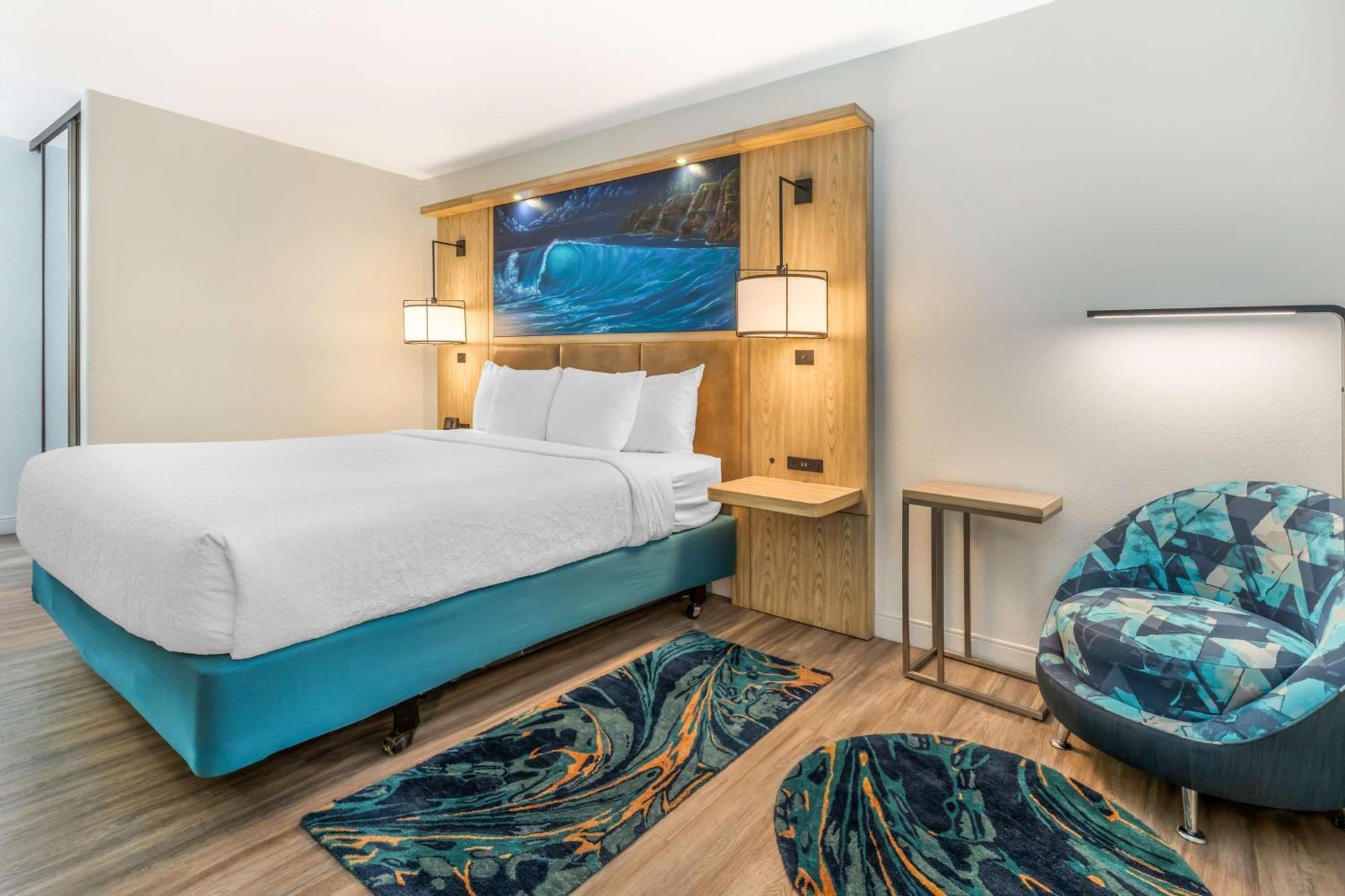 Best Western Plus Capitola By-The-Sea Inn & Suites Стая снимка