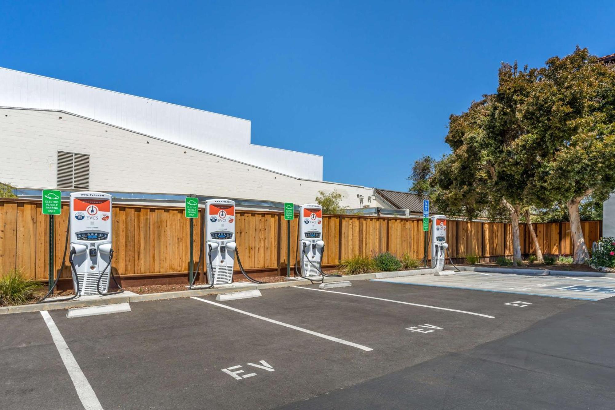 Best Western Plus Capitola By-The-Sea Inn & Suites Екстериор снимка