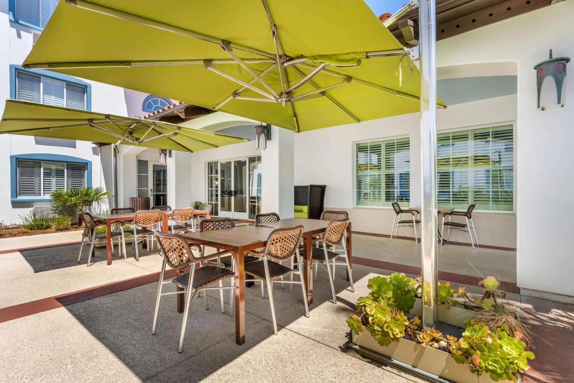 Best Western Plus Capitola By-The-Sea Inn & Suites Екстериор снимка