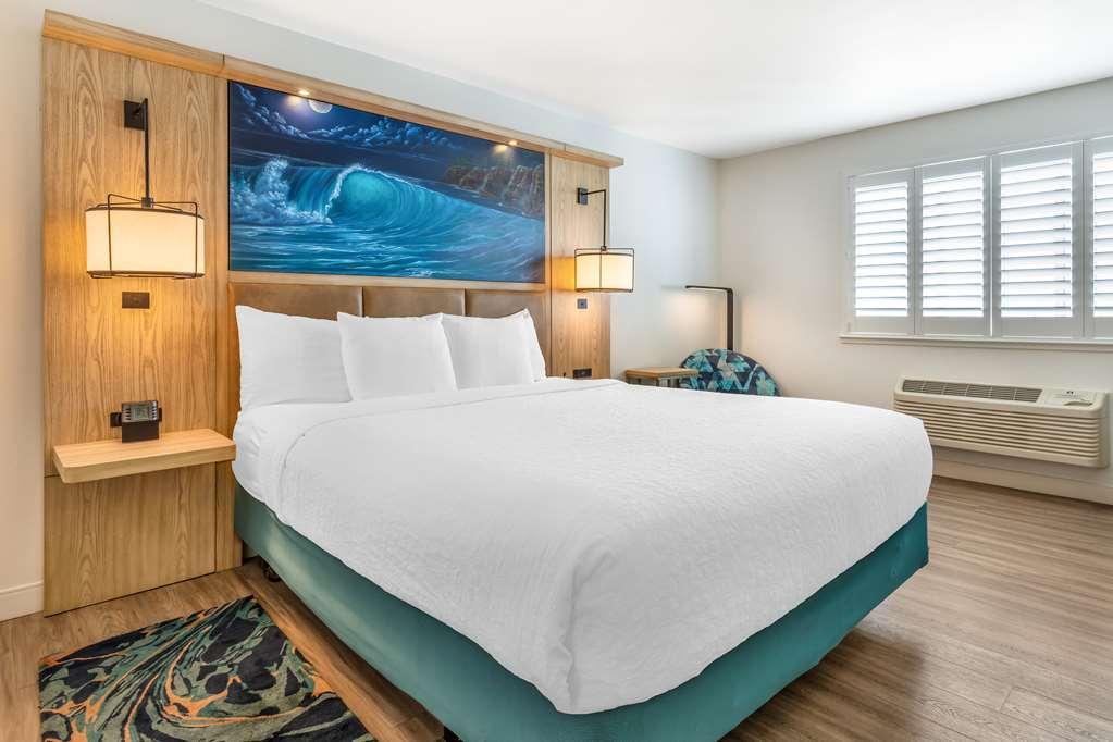 Best Western Plus Capitola By-The-Sea Inn & Suites Стая снимка